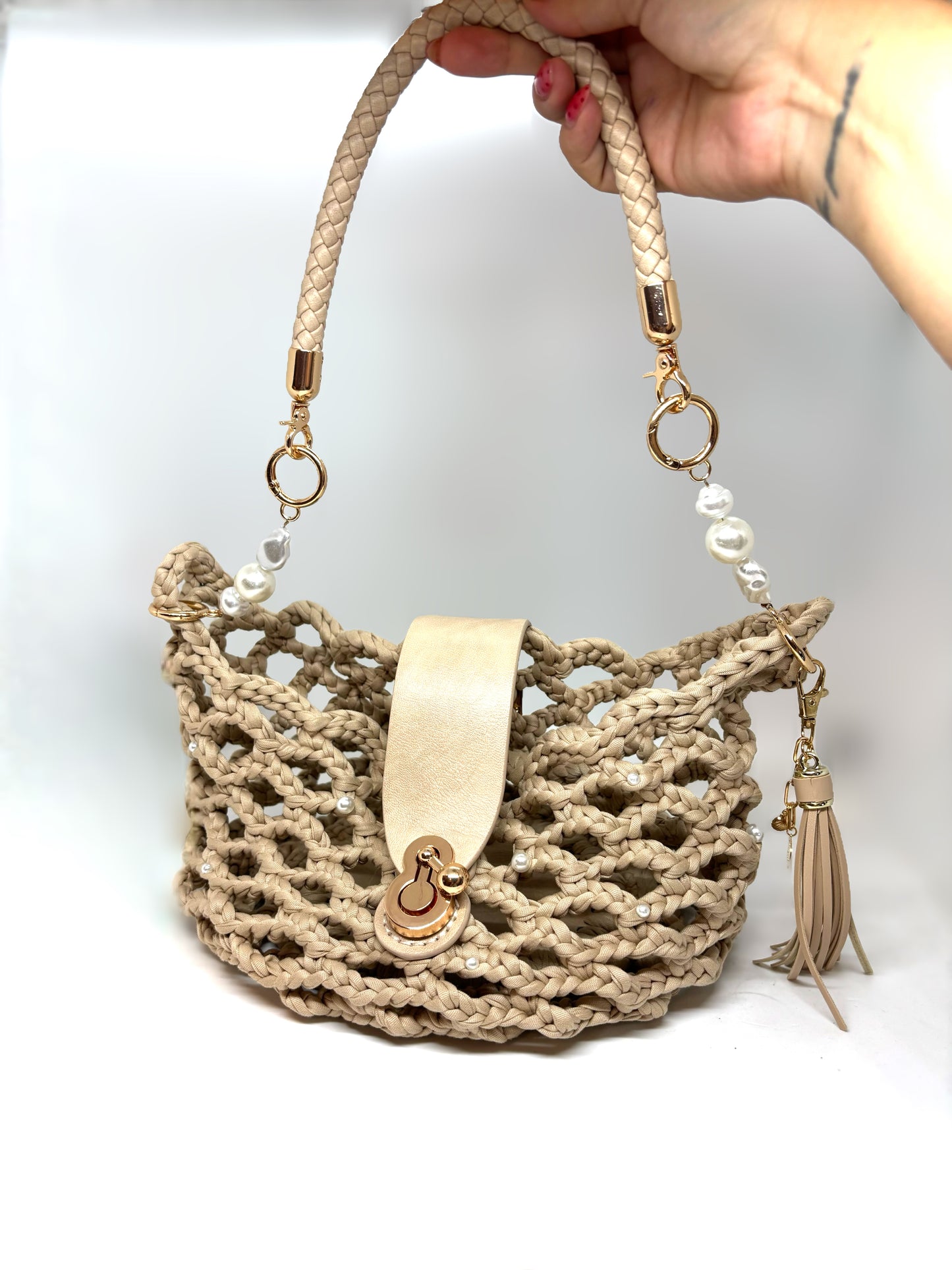 SUMMER NET AND PEARL BAG