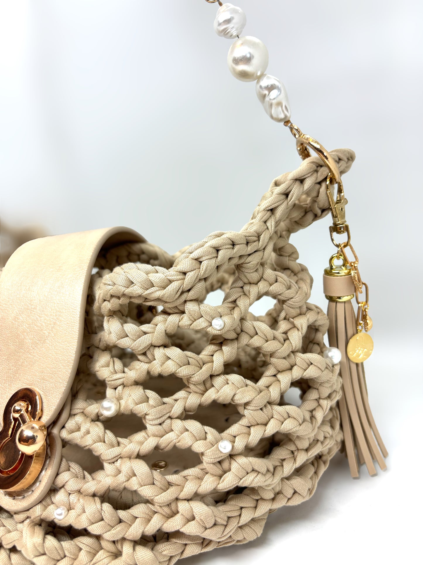 SUMMER NET AND PEARL BAG